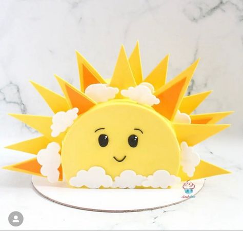 Halfway Around The Sun Cake, 1st Year Around The Sun Birthday Cake, Sunset Cake Design, Sun Themed Cake, Sun Smash Cake, Sun Birthday Cake, Sunshine Birthday Cakes, Sun Cake, Half Birthday Cakes