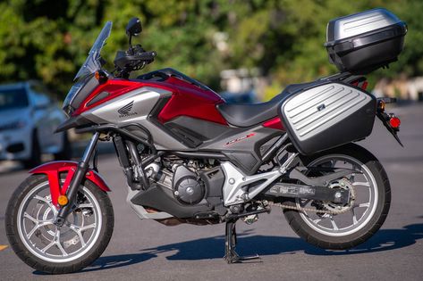 Honda NC750X DCT ABS Review - Accessorized ADV Modif Motor, Dual Clutch Transmission, Honda S, Brake Pedal, Manual Transmission, Fuel Economy, The Real World, Automatic Transmission, Saddle Bags