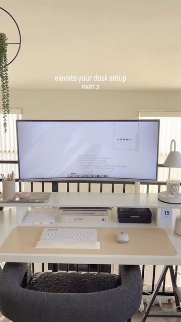 Home Office Natural Wood, Work Table Aesthetic, Work From Home Desk Ideas, Desk Space Aesthetic, Office Desk Inspiration, Work From Home Set Up, Work Desk Office, Aesthetic Office Desk, Office Desk Aesthetic