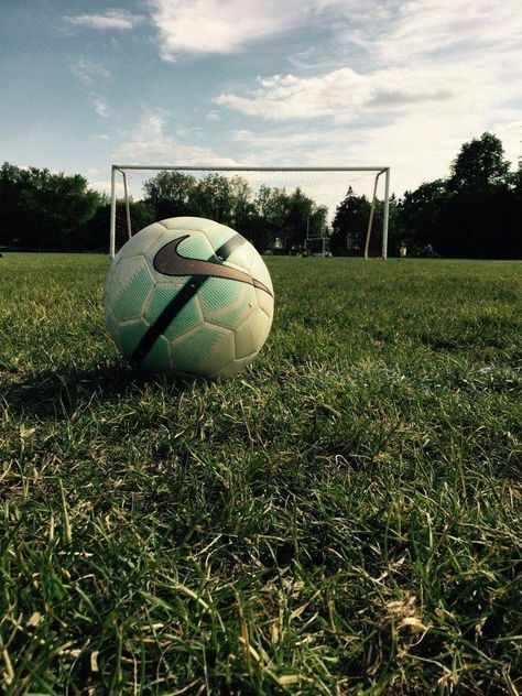 Aesthetic Soccer, Sport Aesthetic, Soccer Ball, Soccer, Green, Football