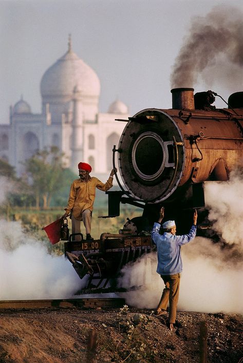 Steve McCurry India Steve Mccurry Photos, Steam Engine Train, Amazing India, Steve Mccurry, India Photography, National Geographic Magazine, Takashi Murakami, Steam Engine, Uttar Pradesh