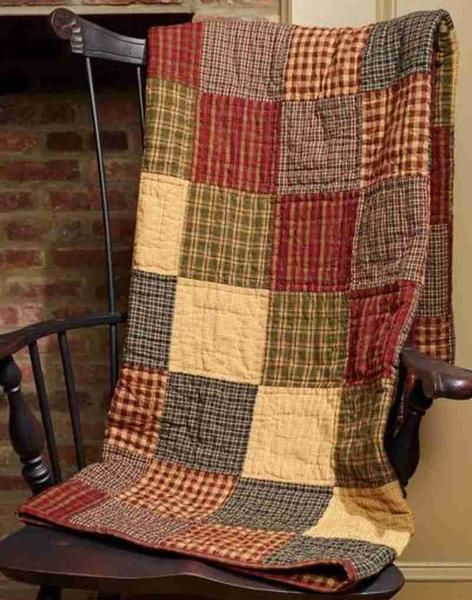 Colchas Country, Patchwork Throw, Rustic Quilts, Farmhouse Quilts, Primitive Quilts, Flannel Quilts, Quilted Throw Blanket, Plaid Quilt, Quilt Care