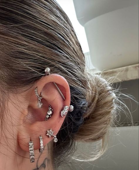 Earring Set Up Ideas, Ear Piercing Stacks Silver, Earring Curation Silver, Ear Stack Silver, Ear Curation Silver, Piercing Composition, Chunky Silver Jewellery, Ear Piercings Chart, Piercing Inspo