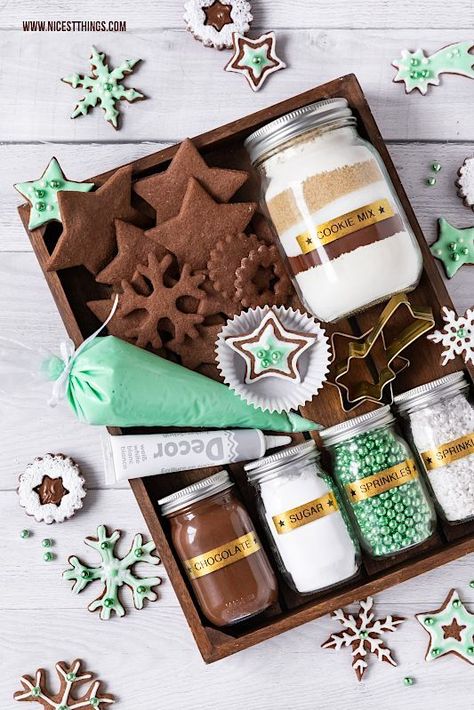 Cookies And Candy, Cookie Decorating Kit, Christmas Cookie Box, Cookie Decorating Kits, Dessert Packaging, Baking Kit, Cookie Kit, Diy Cookie, Sweet Box