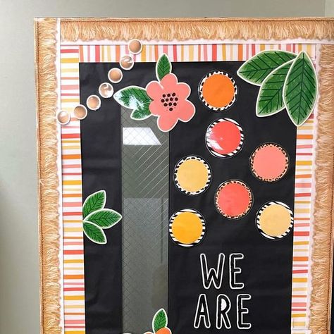 Taylor ✰ teacher on Instagram: "Classroom Door transformation✨ What a difference it makes!! I’m obsessed with the @schoolgirlstyle bundle I got to decorate with 🧡" Safari Classroom Door Ideas, Simply Safari, Boho Classroom Door Ideas, Safari Classroom Door, Come In My Pretties Classroom Door, Cheetah Classroom Theme, Safari Bulletin Boards, Simply Safari Classroom, Safari Theme Classroom