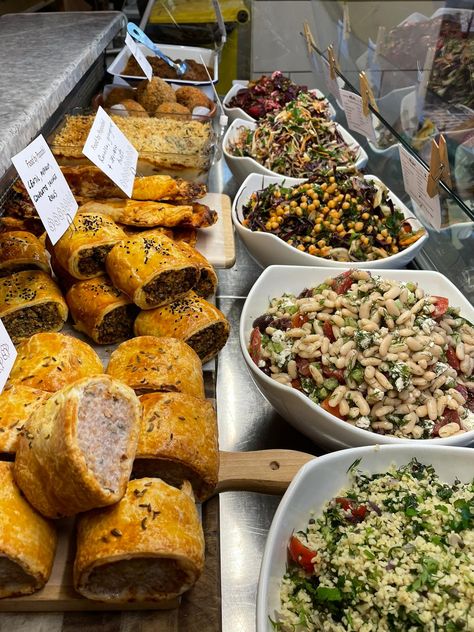 Deli Bar Ideas, Cheese Counter Display, Deli Salads Recipes, Deli Counter Display Ideas, Deli Food Ideas, Deli Aesthetic, Deli Salads, Deli Ideas, Healthy Food Shop