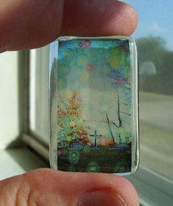 resin pendant with transparency Make Your Own Resin, Window Inspiration, Artist Ideas, Resin Creations, Marble Jewelry, Resin Jewelry Making, Gemstone Pendants, Epoxy Resin Crafts, Spoon Jewelry