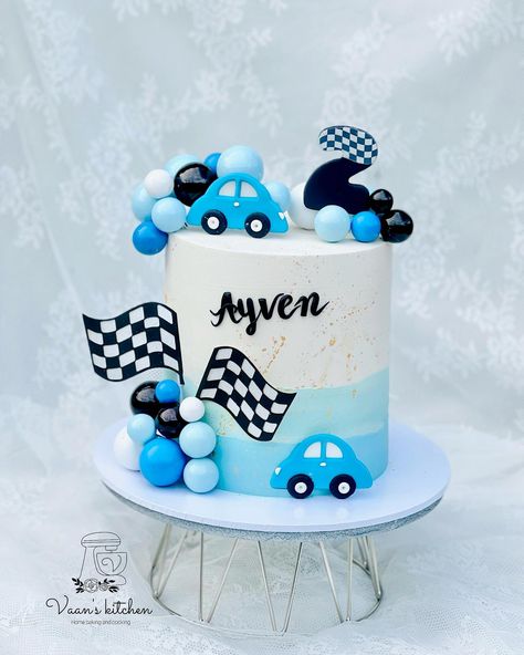 🏁 Ayven is Two Fast 🏁 #birthdaycakes #cupcakes #buttercreamcakes #fondantcakes #customcakes #handmadetopper #cakedecor #cakedesign #sydneycake #sydneycakes #vaanskitchen #spongecake #carcake #carcakes #racingcarcake Car Theme Cake Design, Cake With Cars Boys, Cake Designs For Kids Boys, Two Fast Birthday Cake, Car Themed Cake, Car Theme Cake, 2nd Birthday Cake Boy, Car Cakes For Boys, Cars Cake Design