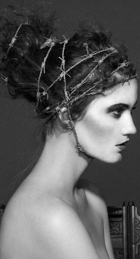 Dark Portrait, Editorial Hair, Photographie Portrait Inspiration, Fantasy Hair, Wire Fence, Barbed Wire, White Photo, Dark Fashion, Headdress