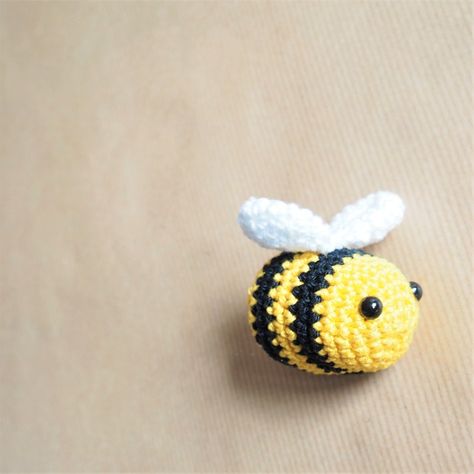 Crocheted Bumble Bee Pattern, Free Crochet Bumble Bee Pattern, Crochet Tiny Bee Pattern Free, Mini Bee Amigurumi Free Pattern, Mini Bumble Bee Crochet Pattern Free, Small Bee Crochet Pattern, Mini Bee Crochet Pattern, Bumble Bee Crochet Pattern Free, Free Written Crochet Patterns