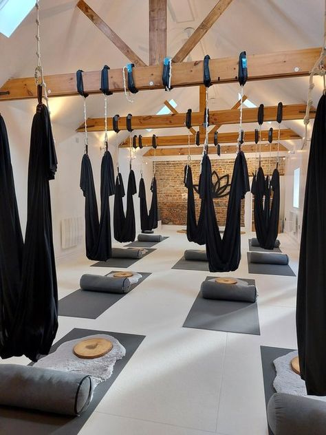 Aerial Yoga Studio Design, Aerial Yoga Studio, Yoga Studio Interior, Yoga Shala, Warehouse Loft, Yoga Workshop, Yoga Studio Design, Yoga Center, Aesthetic Light