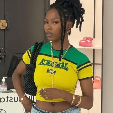 Our Jamaica T-shirt, available in 3 colours 🇯🇲 Jamaica Shirt Outfit, Jamaica Top Outfit, Jamaica Crop Top, Carribean Festival, Jamaican Outfits For Women, Carribean Outfit, Caribana Outfit, Carribean Outfits, Dancehall Outfits