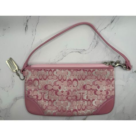 Nwot Coach Pink Wristlet