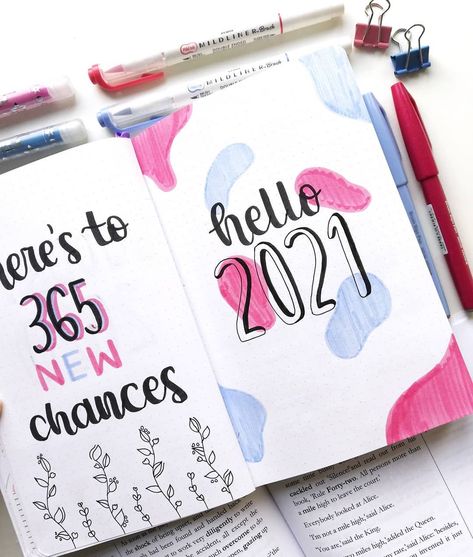 25+ Interesting 2021 Bullet Journal Ideas For New Year Planner Cover Design Ideas 2023, New Bullet Journal Set Up, Bullet Journal New Year Page, Journal Ideas For New Year, Bujo New Year, Journal Ideas 2023, Bullet Journal Year Cover, Bujo Year Cover, Year Journal Ideas