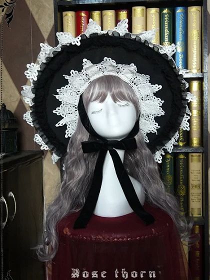 Impressions of Marisa Halloween Witch Hat Witch Hat Design, Hat Veil, Rosé Halloween, Witches Hats, Black Witch Hat, Inner Witch, Rose Thorns, Veiled Hats, Steampunk Fashion Male