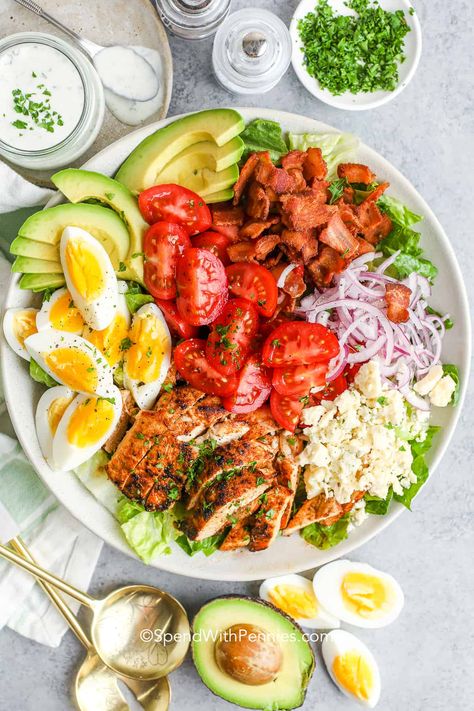 Cobb Salad Avocado Eggs, Chicken Foil Packets, Cobb Salad Recipe, Avocado Pasta Salad, Avocado Pasta, Spend With Pennies, Salad Pasta, Homemade Dressing, Summer Salad Recipes