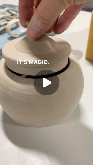 Pottery Clay Ideas Simple, Pots With Lids Pottery, Ceramic Closed Form, Pottery Form Ideas, Closed Forms Pottery, Pottery Lids How To, How To Throw A Lidded Jar, Throwing Lidded Jars, Pottery Closed Form