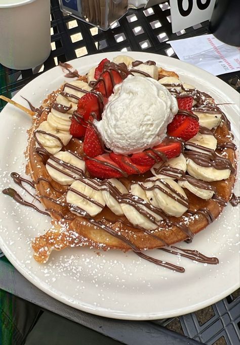 Waffle House, Food Babe, Yummy Comfort Food, Sweet Snacks Recipes, Think Food, Deilig Mat, Food Drinks Dessert, Food Recepie, Waffle Maker