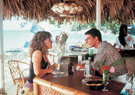 Cocktail  Tom Cruise and Elisabeth Shue. Elisabeth Shue Cocktail, Cocktail 1988, Cocktail Movie, Tom Cruise Movies, Elisabeth Shue, Hollywood Theme, Summer Romance, 80s Movies, Actrices Hollywood