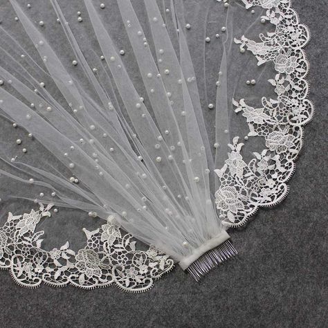 Wedding Veil Styles, Simple Veil, Wedding Veils Short, Lace Veils Bridal, Wedding Accessories For Bride, Veil Styles, Pearl Veil, Short Veil, Pearls Wedding