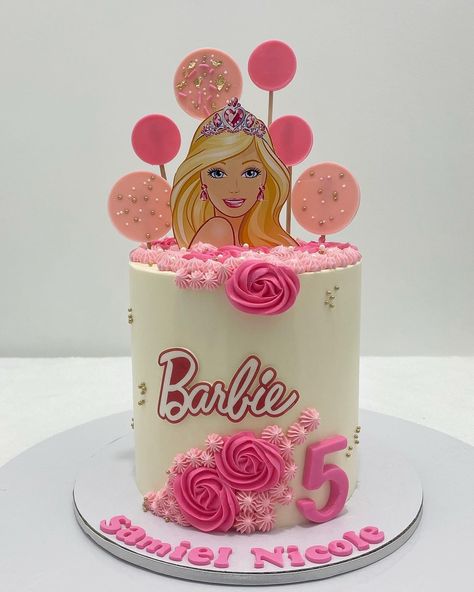 Fresh Fruit Cake, 3 Birthday, 4 Birthday, Baby Schedule, Barbie Cake, Barbie Birthday, Diy Cake, Fruit Cake, 4th Birthday