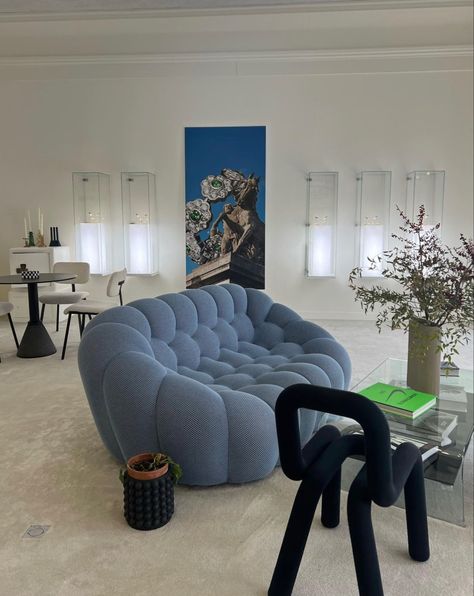 House Maximalist, Bubble Couch, Couch Luxury, Maximalist Minimalist, Comfortable Sectional Sofa, House Styling Interior, Bag House, House Styling, Latest Sofa Designs