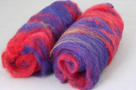 Felt Stitching, Making Yarn, Textile Weaving, Wool Batts, New Craft Ideas, Spinning Wool, Art Batts, Spin Art, Spinning Yarn