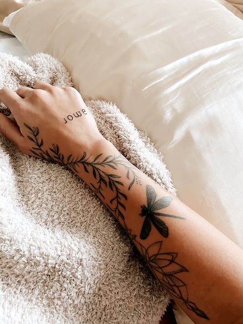 Vine Work Tattoo, Half Sleeve Vine Tattoos For Women, Vine Half Sleeve Tattoo, Leaves Going Up Arm Tattoo, Ivy Vine Tattoo Arm, Vine Tattoo Filler Ideas, Vine Filler Tattoo Ideas, Wrap Around Vine And Flower Tattoos, Vine Tattoo Placement