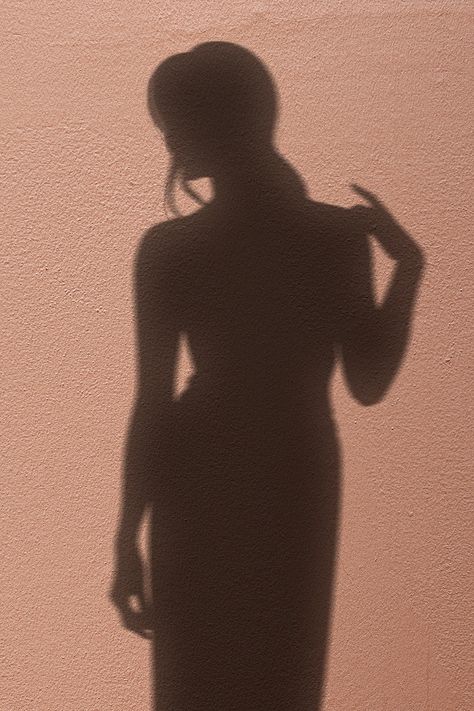 Shadow Woman Art, Body Shadow Aesthetic, Body Shadow, Shadow Pics, Shadow Aesthetic, Shadow Design, Human Shadow, Window Shadow, Wattpad Background