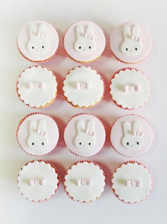 Baby Shower Pasta, Miffy Cake, Bunny Cupcake, Cupcakes Fondant, Bunny Birthday Party, Bunny Cupcakes, Rabbit Cake, Halloween Party Ideas