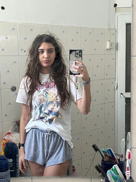 Pyjamas | bed hair | tired | messy girl aesthetic | messy hair | Messy Pajamas Aesthetic, Bed Hair Aesthetic, Messy Minimalist Aesthetic, Messy Summer Outfits, Messy Aesthetic Girl, Gross Girl Aesthetic, Awkward Girl Aesthetic, Messy Girl Aesthetic Outfit, Bed Hair Messy