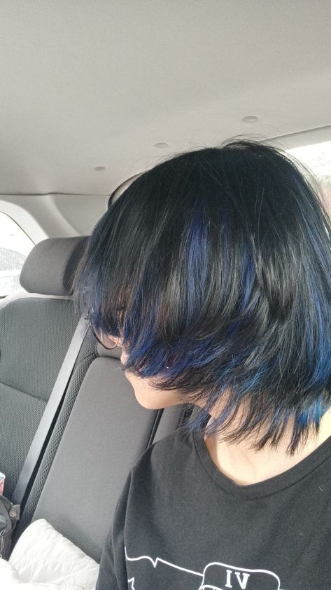 Short hairstyle with blue highlights Blue Streaks Short Hair, Dyed Hair Streaks Short Hair, Short Black Hair With Blue Streaks, Dark Blue Hair Dye On Brown Hair, Short Black Hair With Blue Highlights, Blue Streaks In Brown Hair Short, Blue Hair Inspo Short, Under Dye Short Hair, Short Hair Streaks