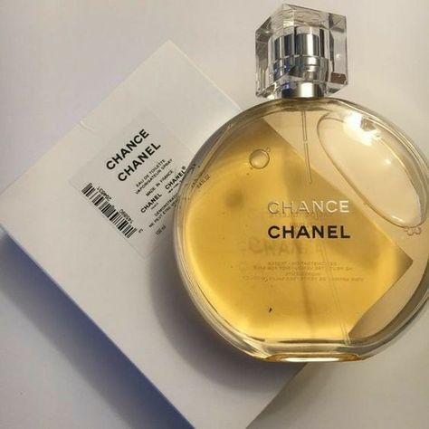 Yellow Fashion Aesthetic, Yellow Stuff, Perfume Chanel, Fragrance Tester, Chanel Chance, Yellow Aesthetic Pastel, Instagram Mobile, Chloe Bourgeois, Parfum Chanel