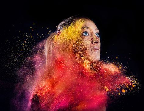 BTS: Shooting Portraits of Models Being Hit with Colorful Powder pigments 2 Bridge Pose, Photographer Advertising, Pigment Powder, Color Powder, Artistic Photography, Magazine Photography, Street Artists, Best Photographers, Video Photography