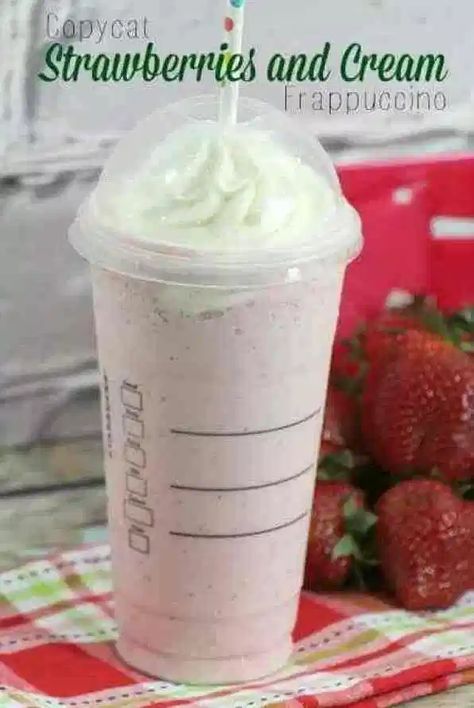 Cream Frappuccino Recipe, Starbucks Strawberries, Vanilla Bean Frappuccino Recipe, Homemade Frappuccino, Starbucks Strawberry, Frappe Recipe, Frappuccino Recipe, Copycat Starbucks, Copycat Starbucks Recipes