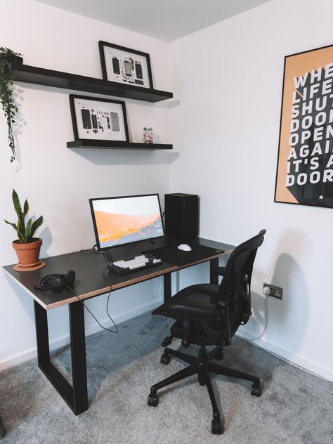 Desk Area Black, Black Desk Room Ideas, Home Office Decor Black Desk, Study Room Decor Black, Home Office Ideas Black Desk, Office With Black Desk, Black Desk Decor Ideas, Home Office Black Desk, Black Desk Aesthetic