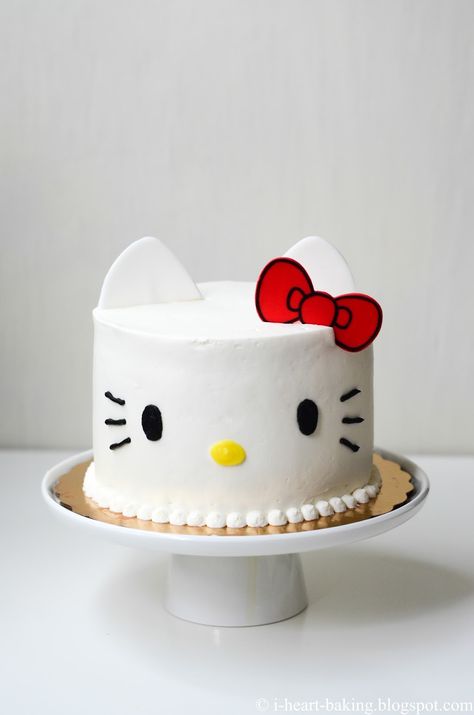 For the past several years, when it's my birthday I make myself a cake! And it's always a Hello Kitty cake of some shape or form! Thi... Hello Kitty Torte, Tort Hello Kitty, Bolo Da Hello Kitty, Bolo Hello Kitty, Hello Kitty Birthday Theme, Hello Kitty Theme Party, Hello Kitty Birthday Cake, Hello Kitty Birthday Party, Kitty Cake