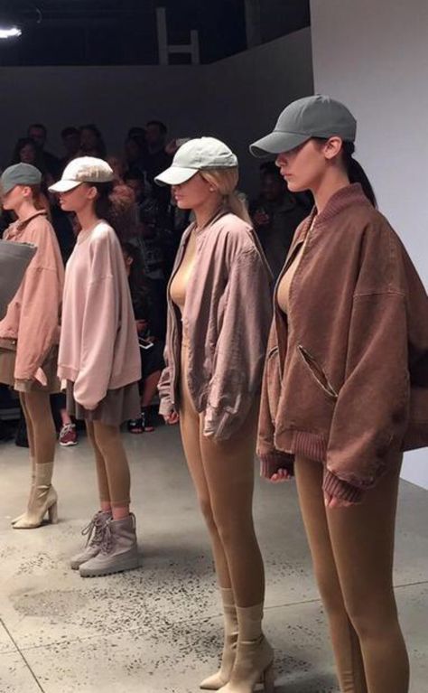 Yeezy Season 2 Yeezy Season 2, Yeezy Fashion, Acne Studio, Yeezy Season, Pinterest Fashion, Mode Inspiration, Fashion Killa, Kanye West, Urban Fashion