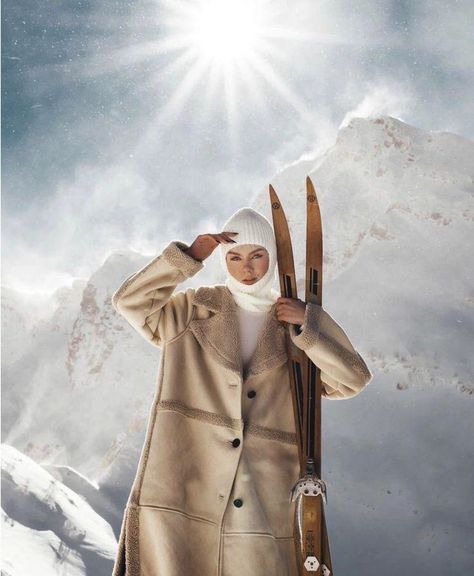 Snow Fashion Photography, Apres Ski Outfits, Apres Ski Style, Ski Aesthetic, Snow Photoshoot, Ski Bunnies, Retro Ski, High Mountain, Snow Trip