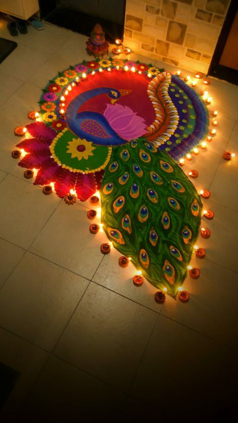 Rangoli Designs Latest Big Size, Unique Rangoli Designs Beautiful Peacock, Rangoli Design Big Rangoli Designs, Very Big Rangoli, Rangoli Designs Easy And Beautiful, Big Peacock Rangoli Designs, Shiv Ji Rangoli Design, Diwali Rangoli Designs Aesthetic, Diwali Rangoli Designs Peacock