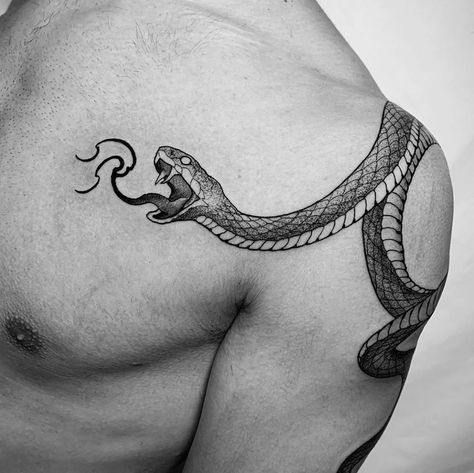 Best Shoulder Tattoos Men Ideas, Love Tattoos For Men, Snake Shoulder Tattoo, Tattoo Ideas Chest, Shoulder Tattoo Men, Men Shoulder Tattoo, Chest Neck Tattoo, Snake And Dagger Tattoo, Torso Tattoos