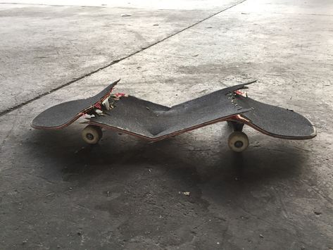 HZNED Aesthetic Skateboard, Sup Girl, Percy Jackson Cabins, Skateboarding Aesthetic, Aesthetic Image, Skateboard Aesthetic, All The Bright Places, Larry Johnson, Maggie Stiefvater