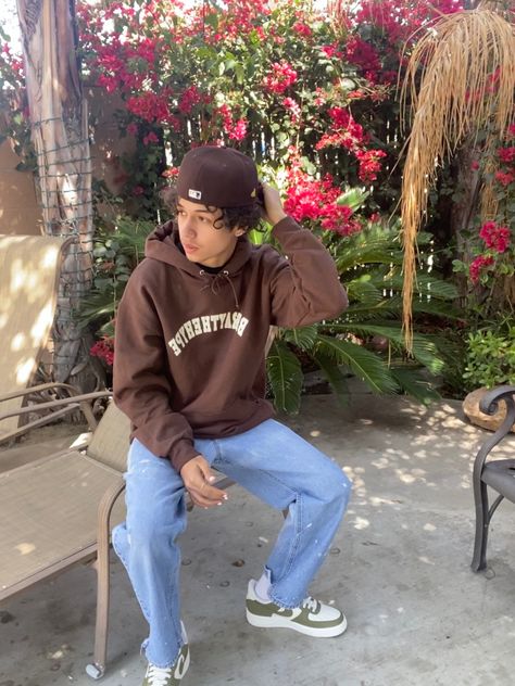 light washed carhartt and brown hoodie with a san diego padres fitted and custom airforce 1 Brown Hoodie Outfit Men, Hoodie Men Outfit, Brown Hoodie Outfit, Carhartt Streetwear, Mens Carhartt, Hoodie Outfit Men, Guys Fits, Brown Hoodie, Mens Trendy Outfits