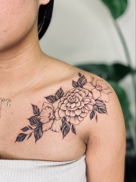 Marigold Stencil Tattoo, Marigold Daffodil Tattoo, Marigold Flower Tattoo Sleeve, Rose Daffodil Tattoo, Marigold Shoulder Tattoo, Marigold And Daffodil Tattoo, Mary Gold Flower Tattoo, Marigold Flower Tattoos, Marigold Tattoo Design