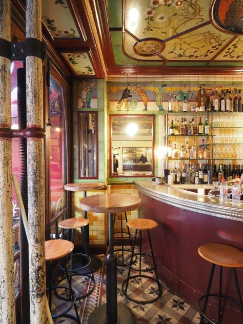 Wine Tasting Paris, Best Wine Bars In Paris, Paris Wine Bar, Wine In Paris, Paris Nightlife, Bar Paris, Paris Bars, Paris Bucket List, Fw 2024