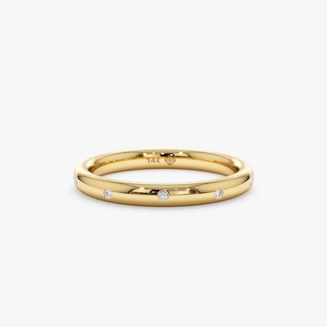 Gold Flush Band with Diamonds Cartier Gold Band Ring, Gold Ring With Diamond Simple, Gold Band Promise Ring, Simple Elegant Rings, Minimal Gold Ring, Minimalist Wedding Ring, Simple Gold Ring, Simple Wedding Band, Memory Ring