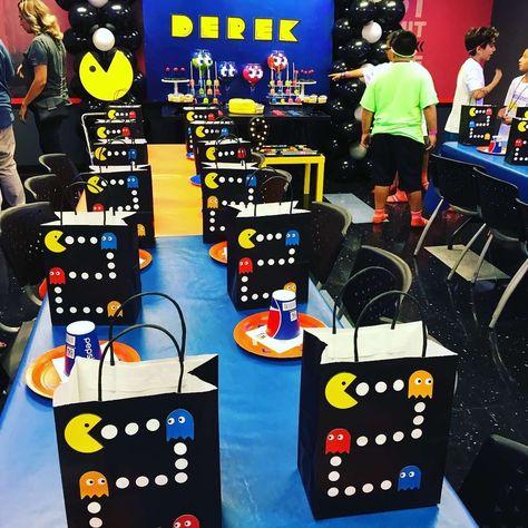 Derek's Pac-Man Party | CatchMyParty.com Arcade Birthday Parties, Pac Man Party, Video Games Birthday Party, Birthday Decorations For Men, Birthday Party Games For Kids, 80s Theme Party, Video Games Birthday, Mens Birthday Party, Man Party