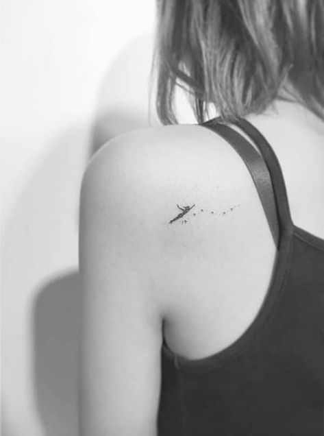 Peter Pan Tattoos, Pan Tattoo, Peter Pan Tattoo, Peter Pans, Tattoo Disney, Tattoo Trend, Disney Tattoo, Diy Tattoo, Elegant Tattoos