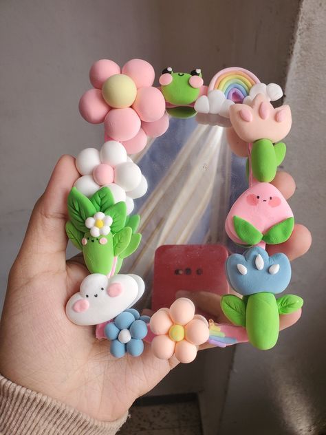 Mirror Clay Art, Clay Mirror Art, Clay Mirror Frame, Super Clay, Clay Mirror, Decorated Mirror, Bridal Jewelry Sets Brides, Polymer Clay Flower Jewelry, Mirror Crafts