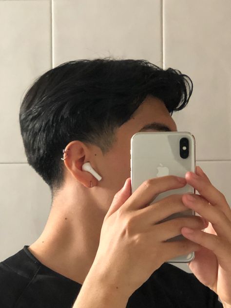 Taper Hairstyle, Taper Fade Short Hair, Mens Haircuts Straight Hair, Low Taper Fade Haircut, Asian Man Haircut, Mens Haircuts Short Hair, Classic Taper, Low Fade Haircut, Men Haircut Curly Hair